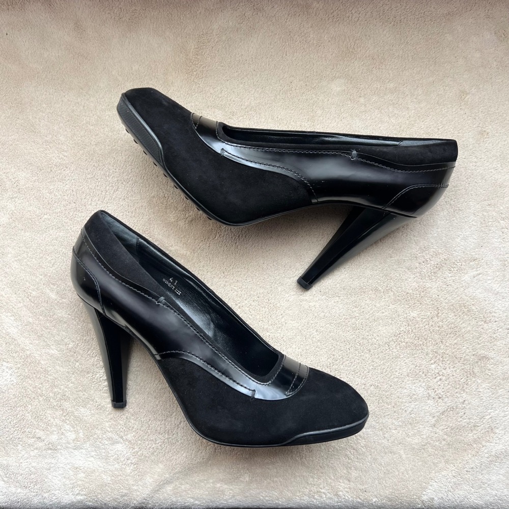 Tod's EU 41 fits like US 10 Black Leather & Suede Stiletto High Heel‎ Pumps